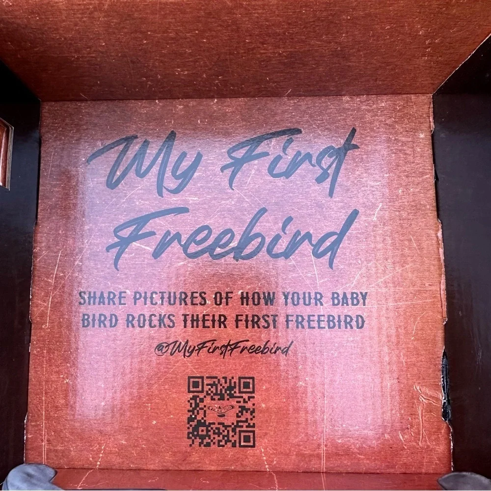 Freebird Baby Norway Booties Size 0 (0-3 months) Wine - So Sweet - NEW